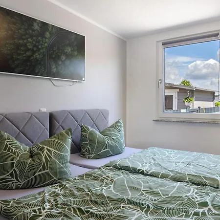 Σπίτι διακοπών Haus Leni Am Schwanenteich Mühlhausen